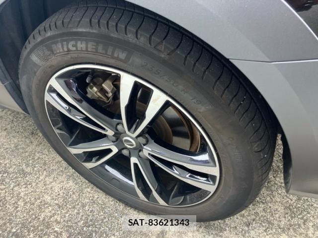 Volvo CROSS COUNTRY 2019-02 8372343-5
