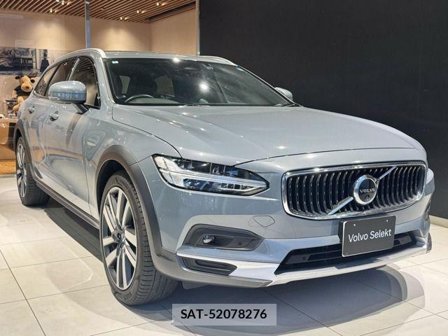 Volvo CROSS COUNTRY 2022-04 8411013-0