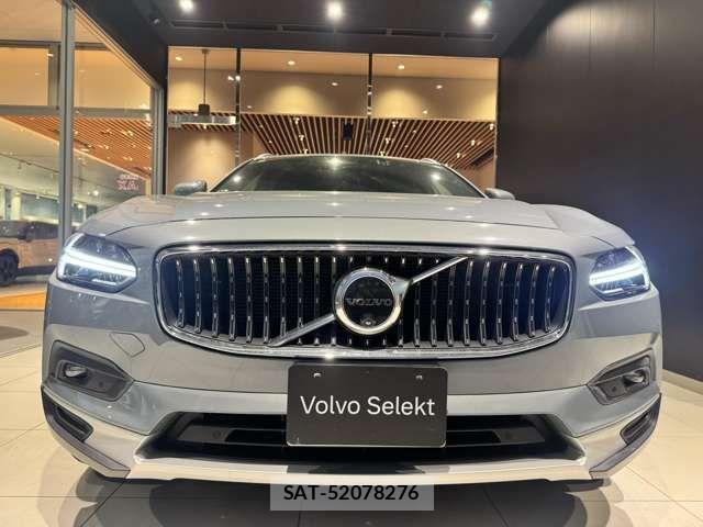 Volvo CROSS COUNTRY 2022-04 8411013-3