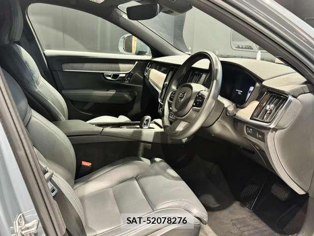 Volvo CROSS COUNTRY 2022-04 8411013-4