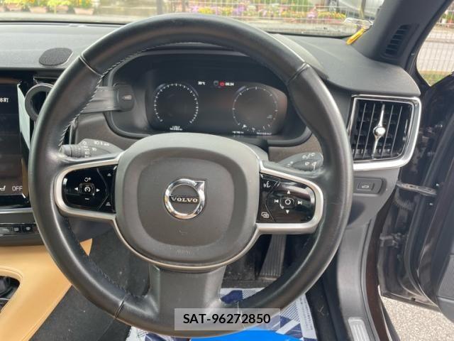 Volvo CROSS COUNTRY 2018-10 8564007-12