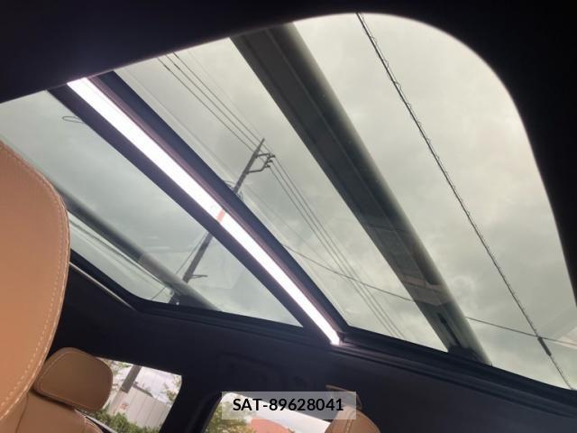 Volvo CROSS COUNTRY 2019-07 8882852-22