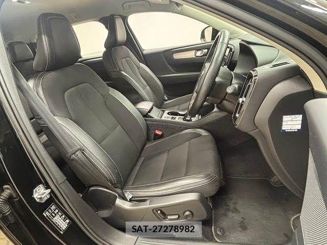 Volvo XC40 2019-12 762650-4