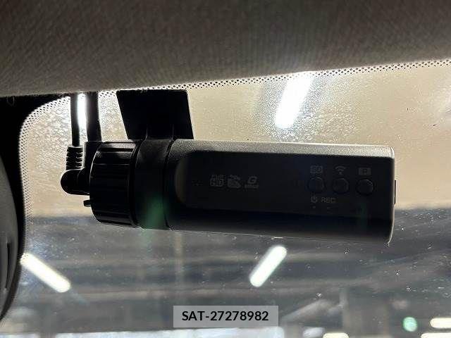 Volvo XC40 2019-12 762650-8