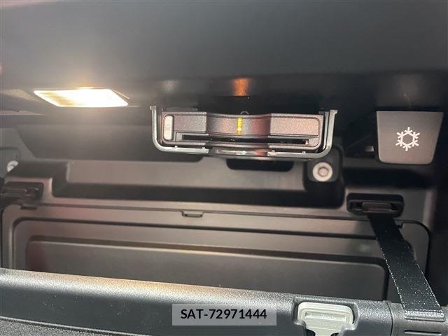 Volvo XC40 2020-03 992702-16