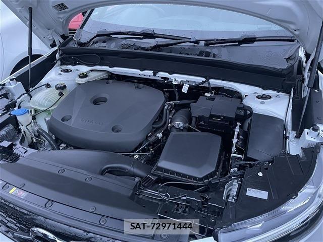 Volvo XC40 2020-03 992702-19
