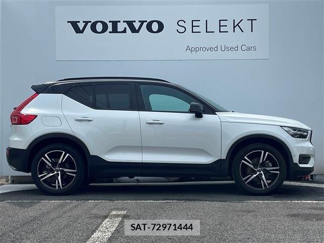 Volvo XC40 2020-03 992702-3