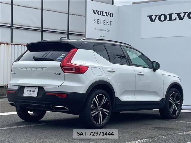 Volvo XC40 2020-03 992702-4