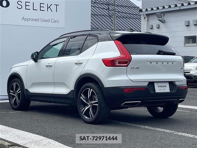Volvo XC40 2020-03 992702-6