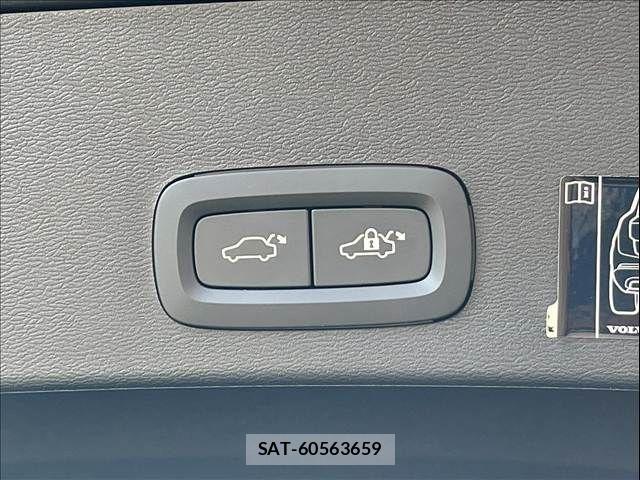 Volvo XC40 2018-11 1089305-10