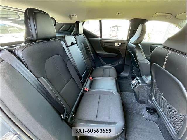 Volvo XC40 2018-11 1089305-5
