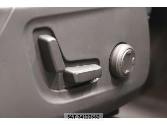 Volvo XC40 2025-03 1180704-11