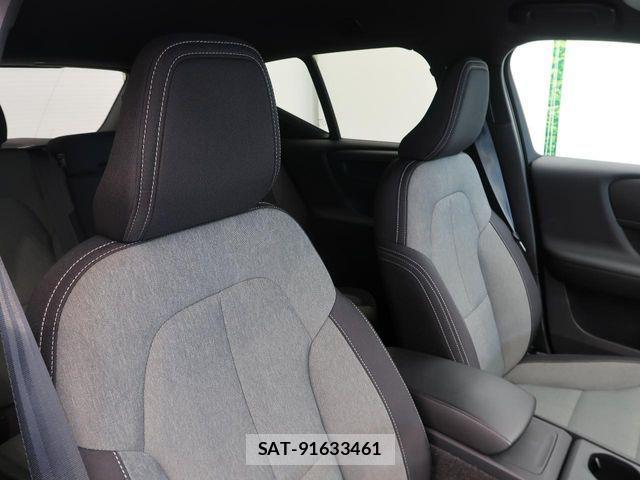 Volvo XC40 2024-03 1430819-9