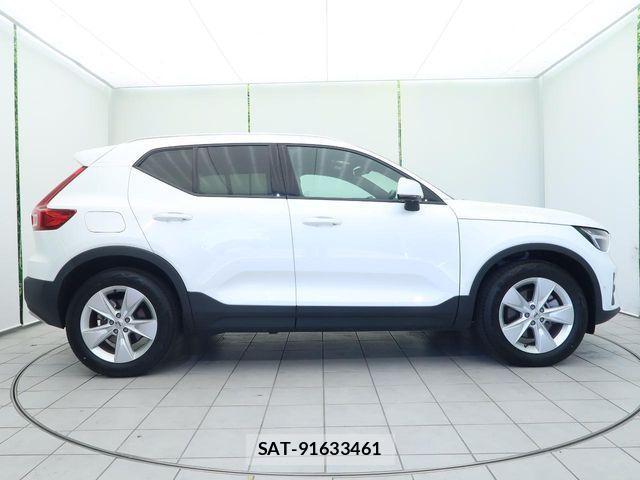 Volvo XC40 2024-03 1430819-13