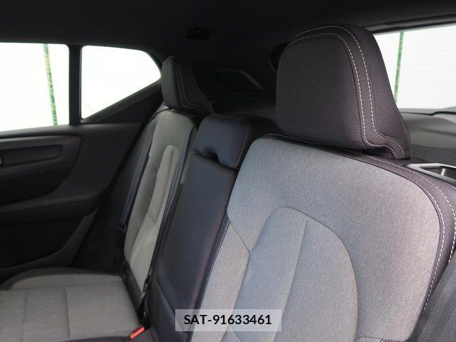 Volvo XC40 2024-03 1430819-16
