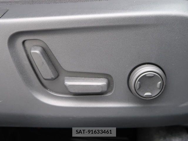 Volvo XC40 2024-03 1430819-18