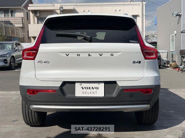 Volvo XC40 2024-08 1476524-18