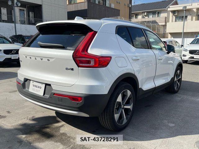 Volvo XC40 2024-08 1476524-19
