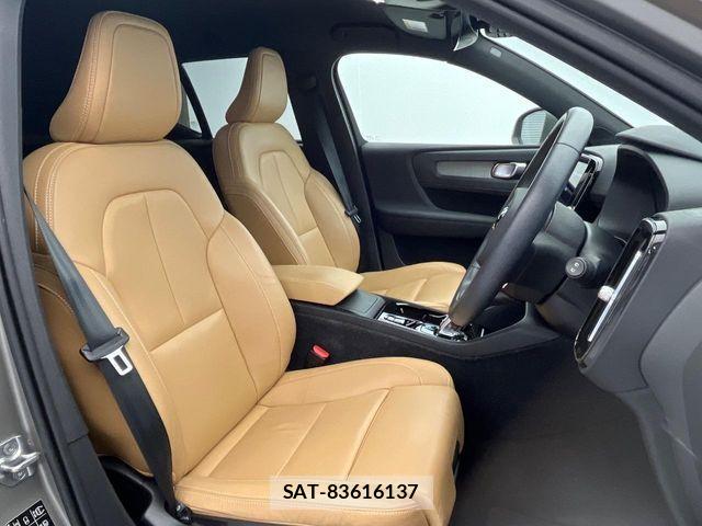 Volvo XC40 2021-03 1555218-11