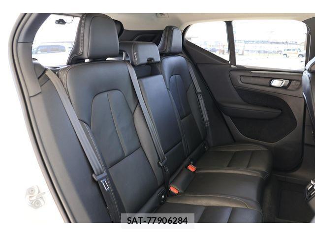 Volvo XC40 2020-12 1665070-27