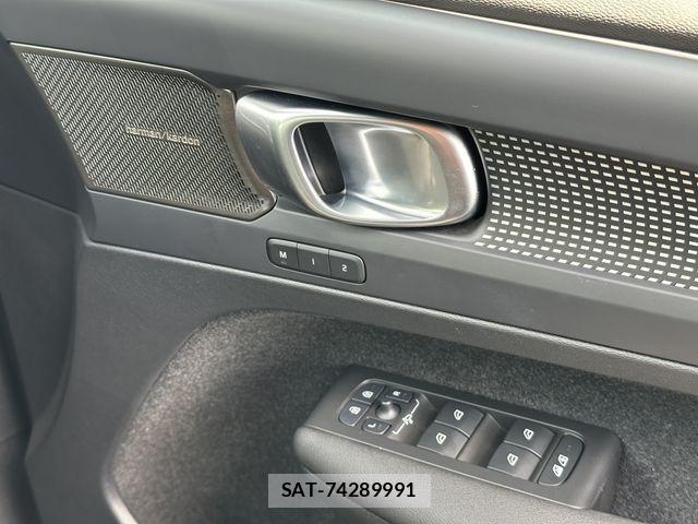 Volvo XC40 2025-03 1830003-10