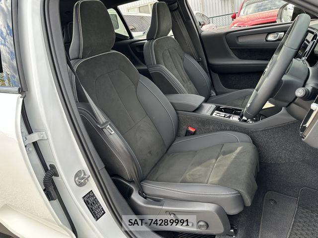 Volvo XC40 2025-03 1830003-11