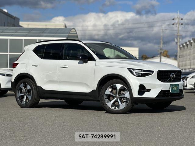 Volvo XC40 2025-03 1830003-20