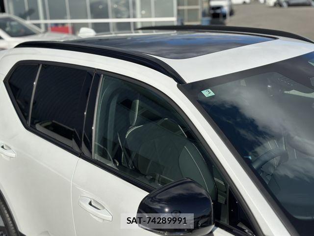 Volvo XC40 2025-03 1830003-21