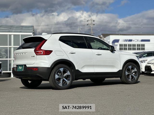 Volvo XC40 2025-03 1830003-23