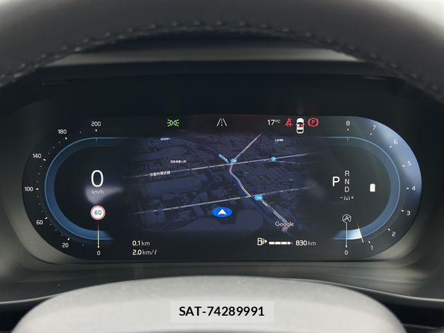 Volvo XC40 2025-03 1830003-8