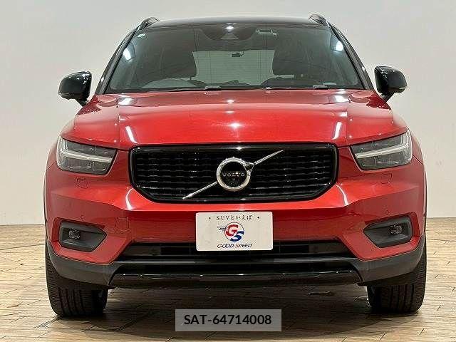 Volvo XC40 2020-11 2218297-11