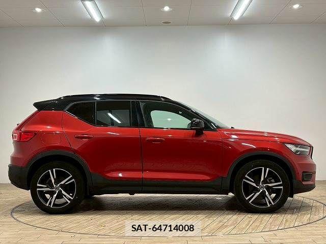 Volvo XC40 2020-11 2218297-13