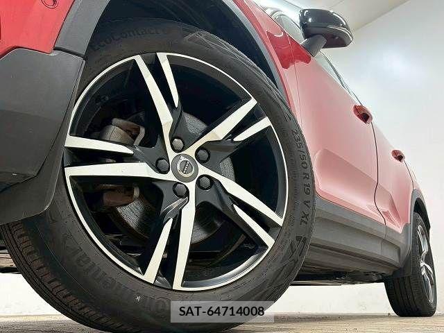 Volvo XC40 2020-11 2218297-17