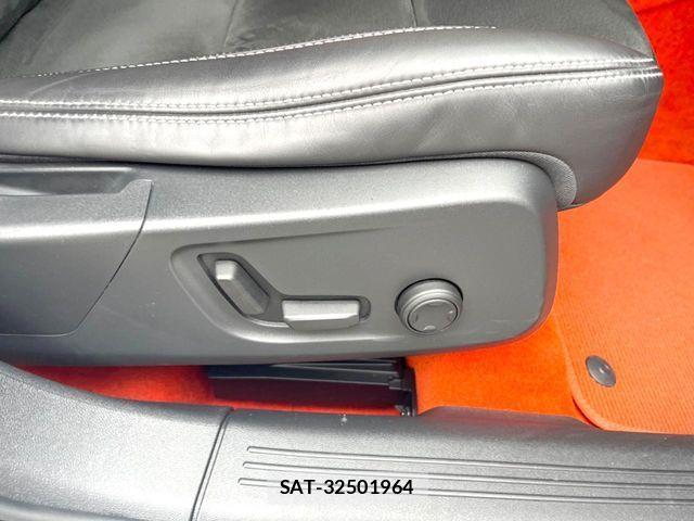 Volvo XC40 2018-12 2300313-9