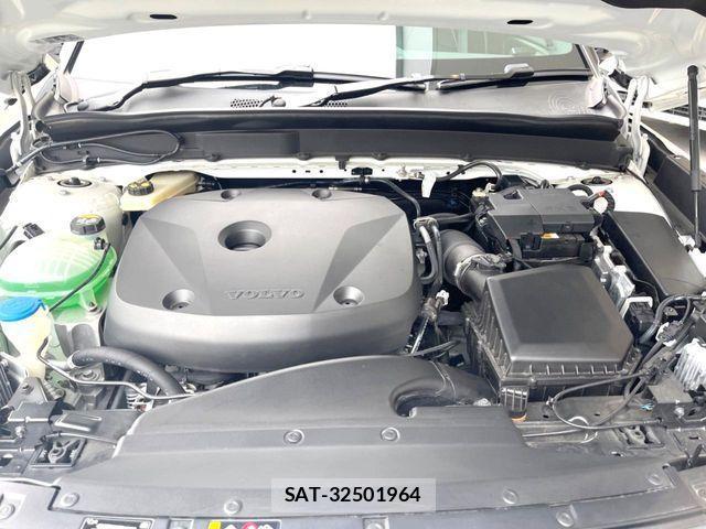 Volvo XC40 2018-12 2300313-19