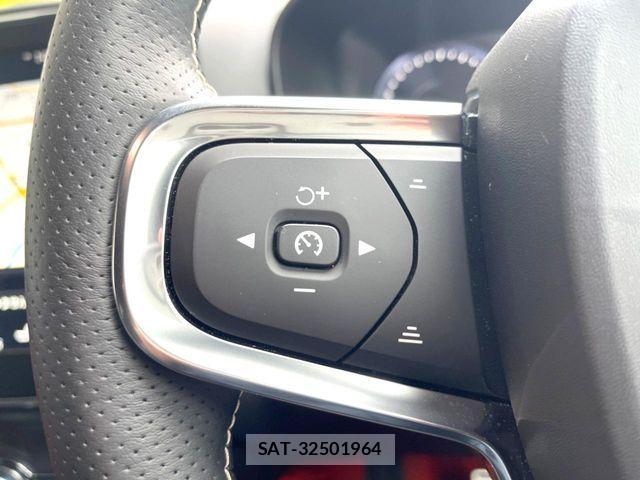 Volvo XC40 2018-12 2300313-7