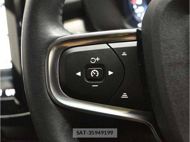 Volvo XC40 2020-12 2680191-23