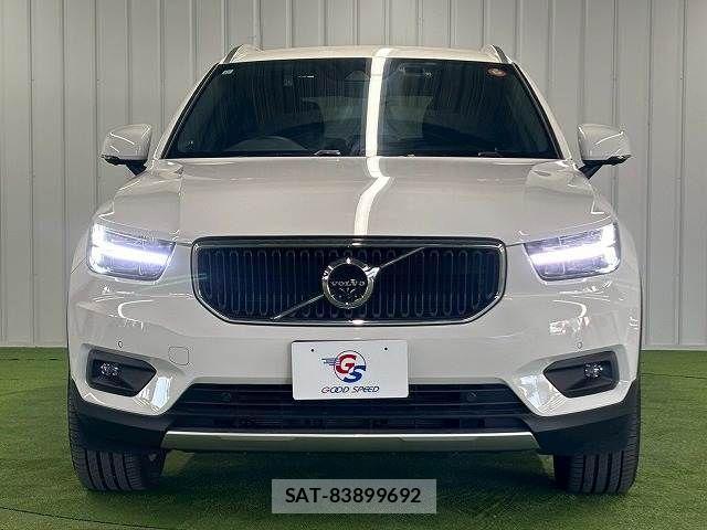 Volvo XC40 2021-12 3068988-12