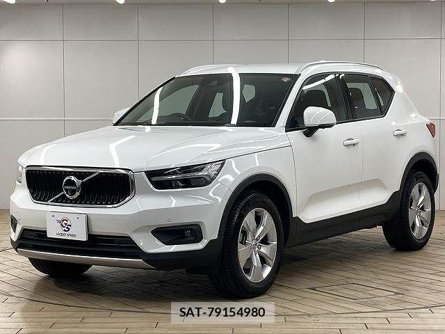 Volvo XC40 2022-05 3415402-14