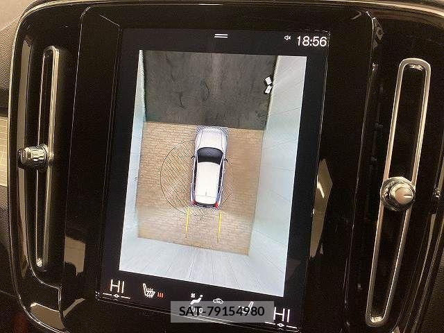 Volvo XC40 2022-05 3415402-3