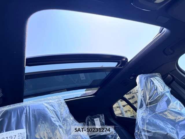 Volvo XC40 2024-12 3390572-14