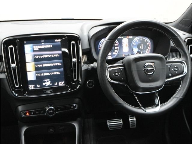 Volvo XC40 2021-05 3687039-14