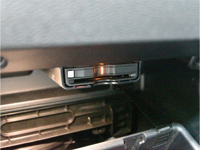 Volvo XC40 2021-05 3687039-21
