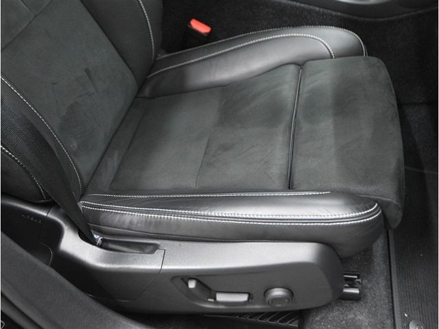 Volvo XC40 2021-05 3687039-24