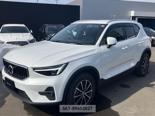 Volvo XC40 2024-08 3687030-0