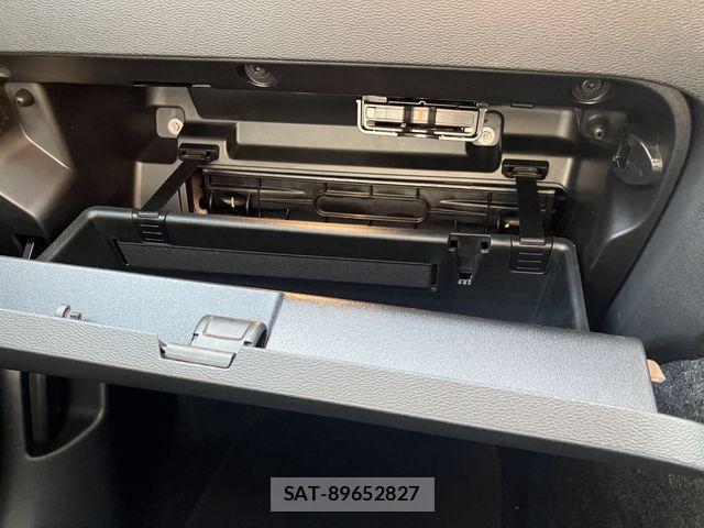Volvo XC40 2024-08 3687030-14