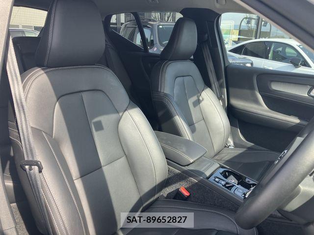 Volvo XC40 2024-08 3687030-6