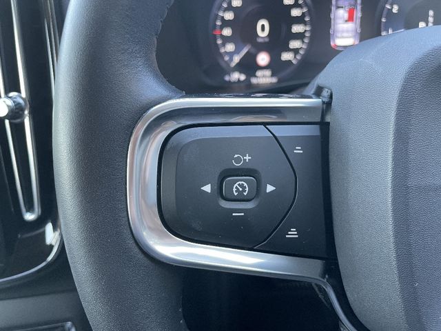 Volvo XC40 2019-12 3687076-10