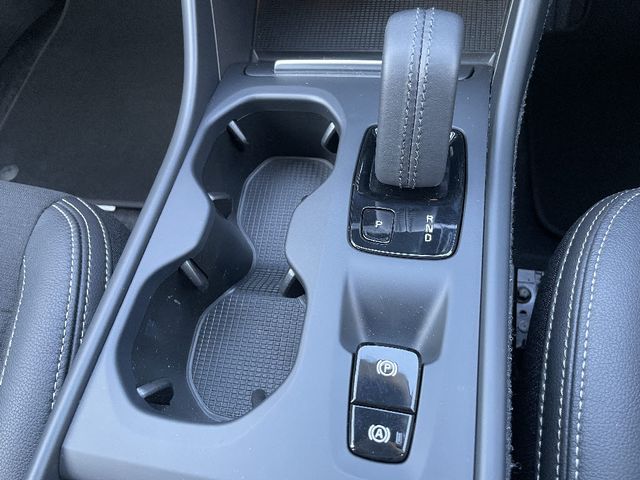 Volvo XC40 2019-12 3687076-17