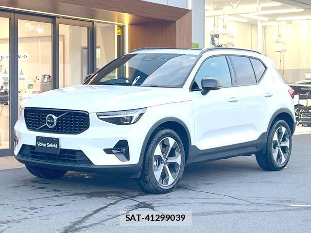 Volvo XC40 2025-01 4051301-17